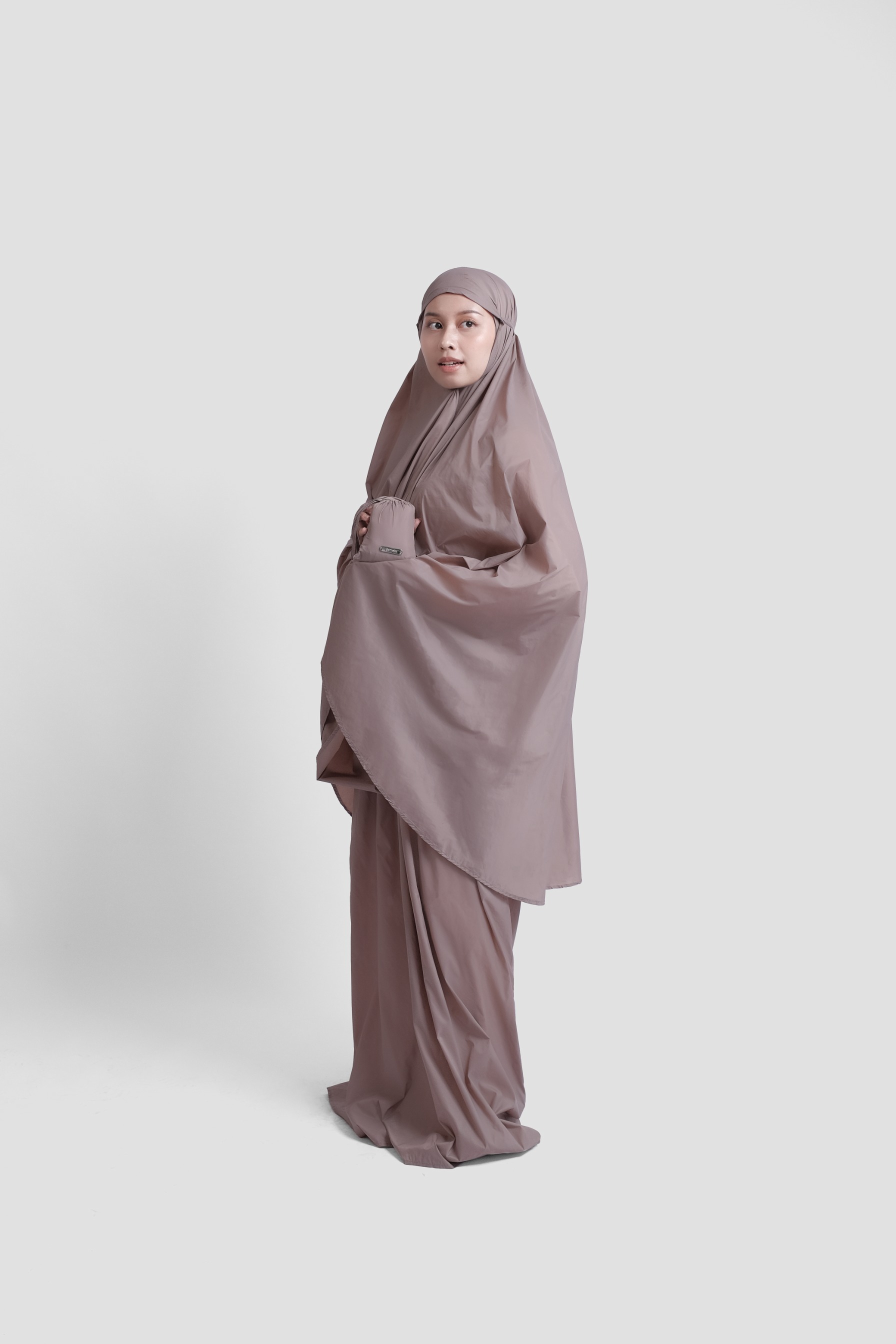 MAIRA travel prayer set
