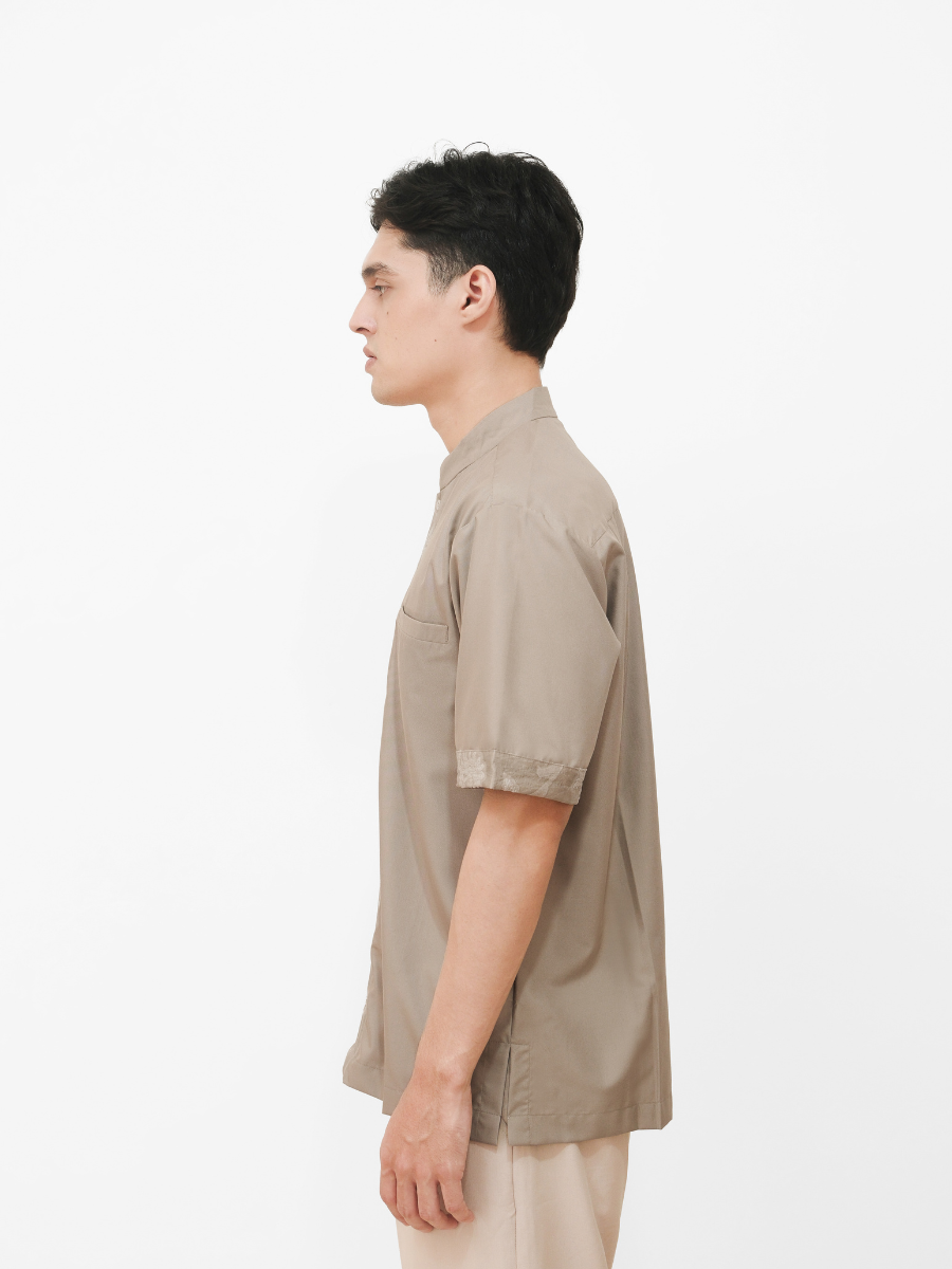 OSMÁ shirt etoupe