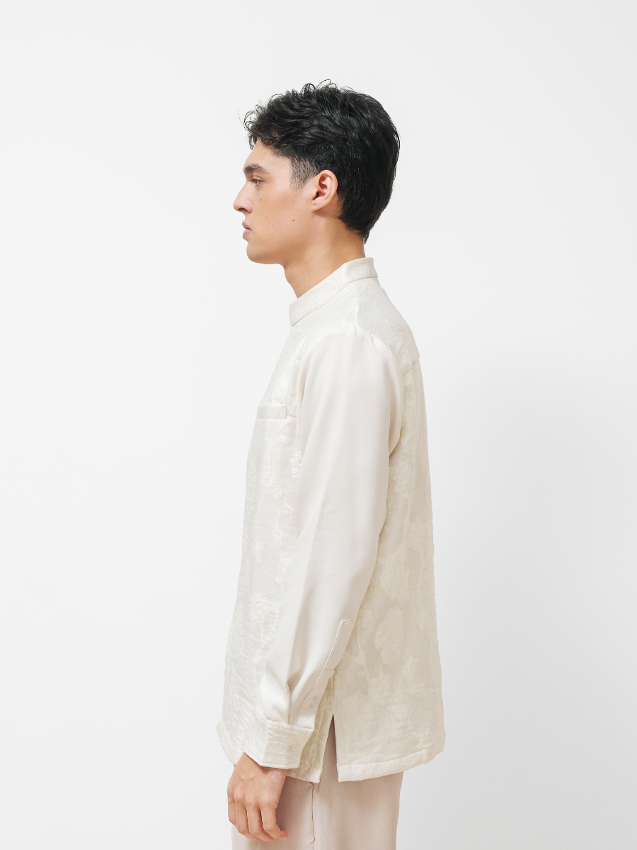 OSMÁ signature shirt