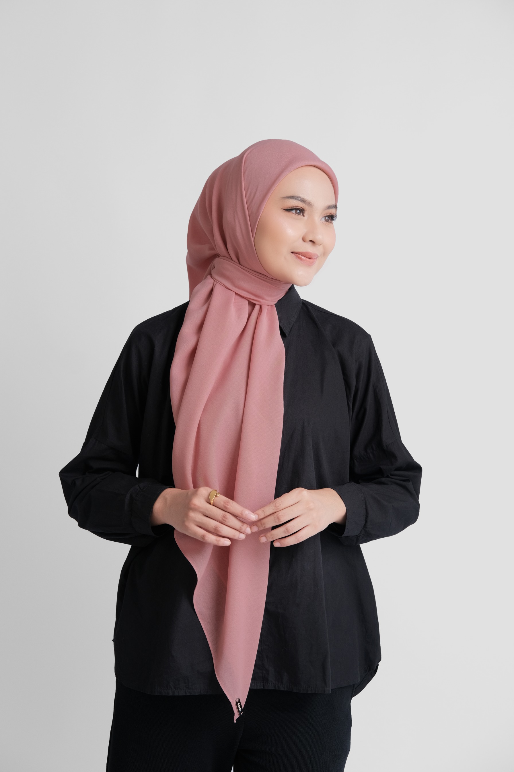 YARA voal square hijab