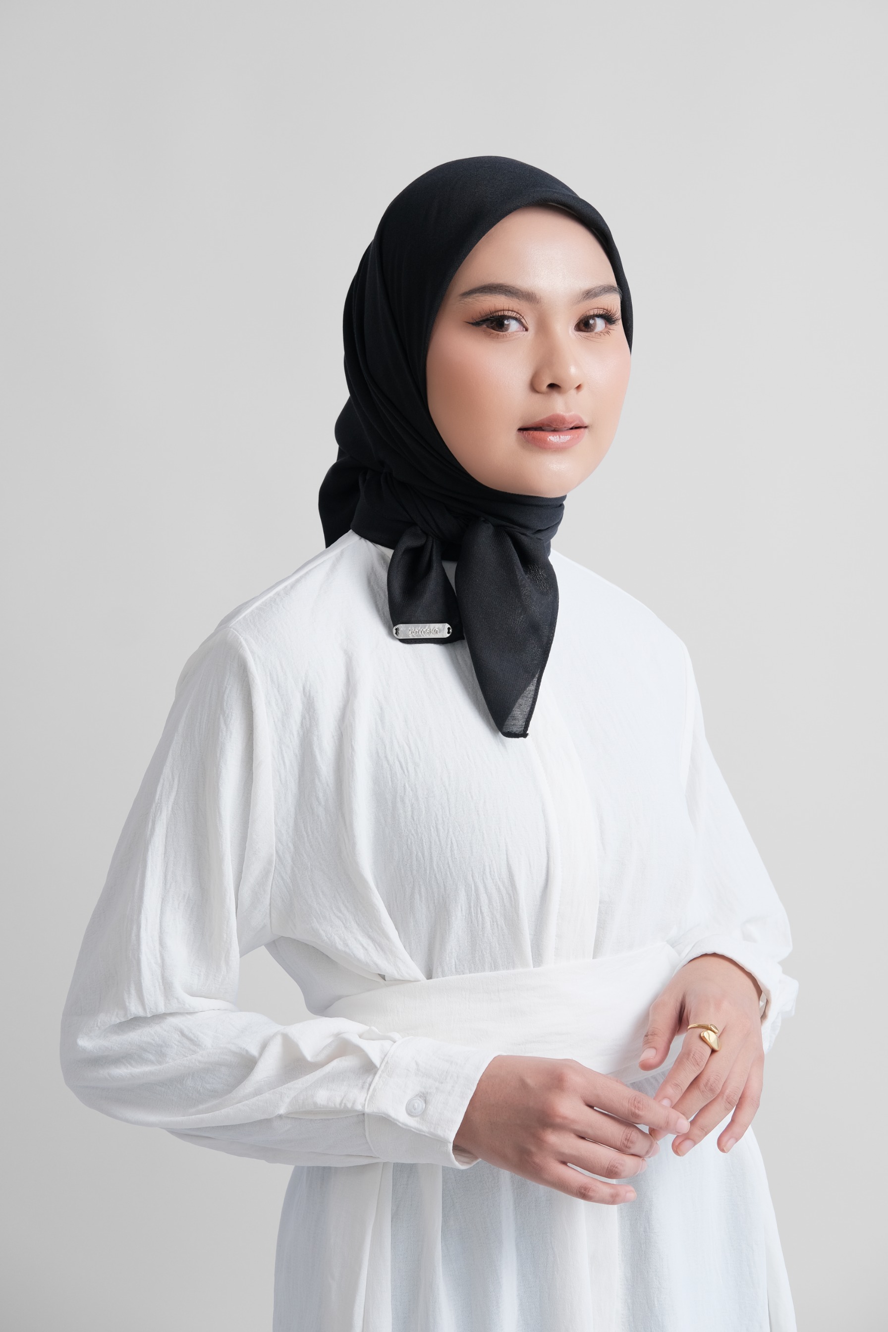 YARA voal square hijab