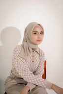YARA voal square hijab