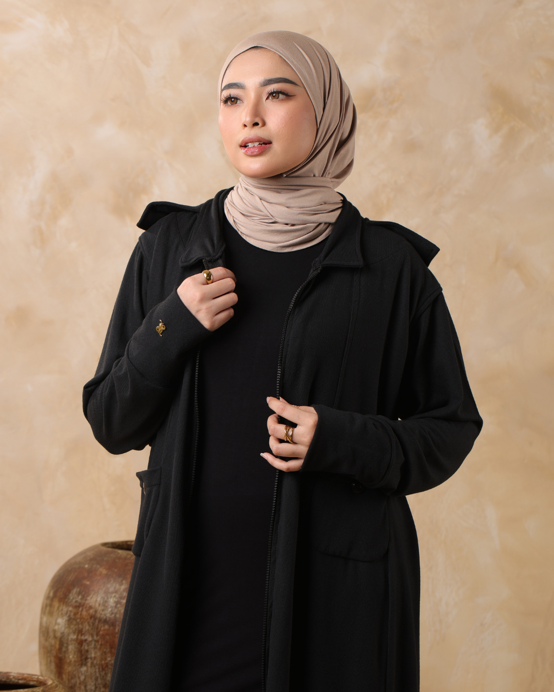 Nuvia Outer Knit Dress
