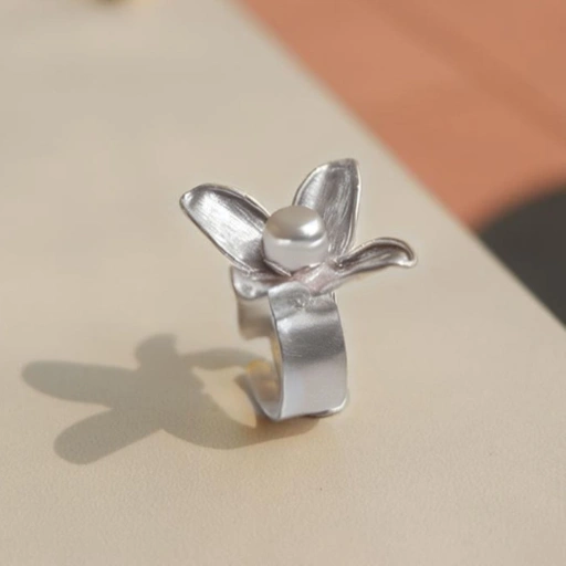 Image of [SERIES] CINCIN FLORAL SILVER