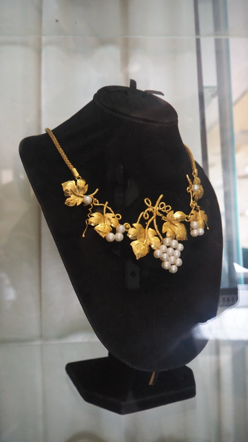 Image of COKER DAUN ANGGUR 