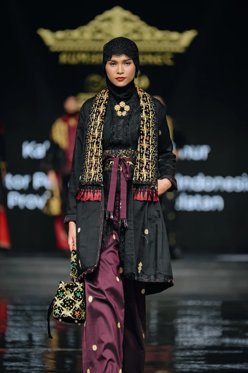 Image of [SERIES] BROS FLORAL BULAT