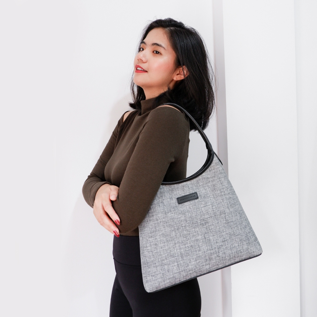 Femmebravile Olivia Bag Shoulder Bag - Model Minimalis - Bahan Kanvas Premium - Model Terbaru - Fashion Women
