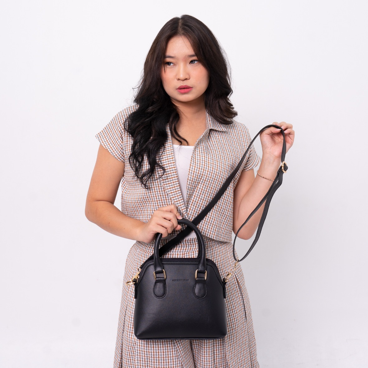 Femmebravile - Femo Small Leather - Tas Wanita - Sling Bag -  Shoulder Bag - Tas Selempang Wanita