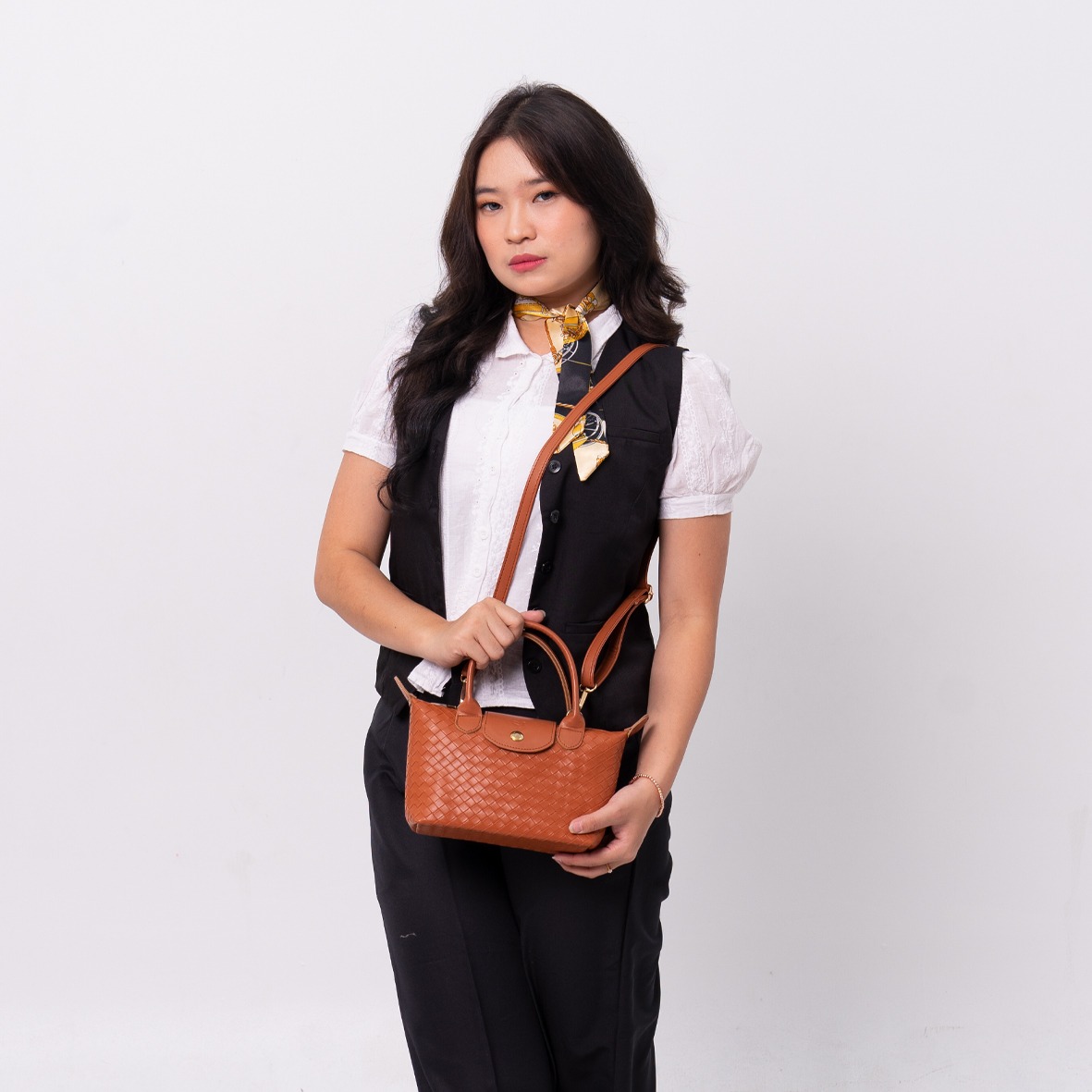 FEMMEBRAVILE Sling Bag Tas Selempang Wanita Fashion Women Shoulder bag Jennie Gayatri Bag
