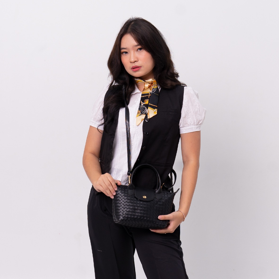 FEMMEBRAVILE Sling Bag Tas Selempang Wanita Fashion Women Shoulder bag Jennie Gayatri Bag