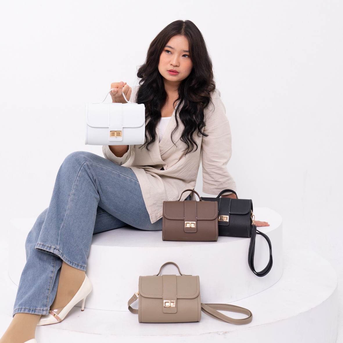 FEMMEBRAVILE [ Laura Bag ]Tas Selempang Wanita Kekinian Handbag Wanita Elegant Mini Bag Wanita