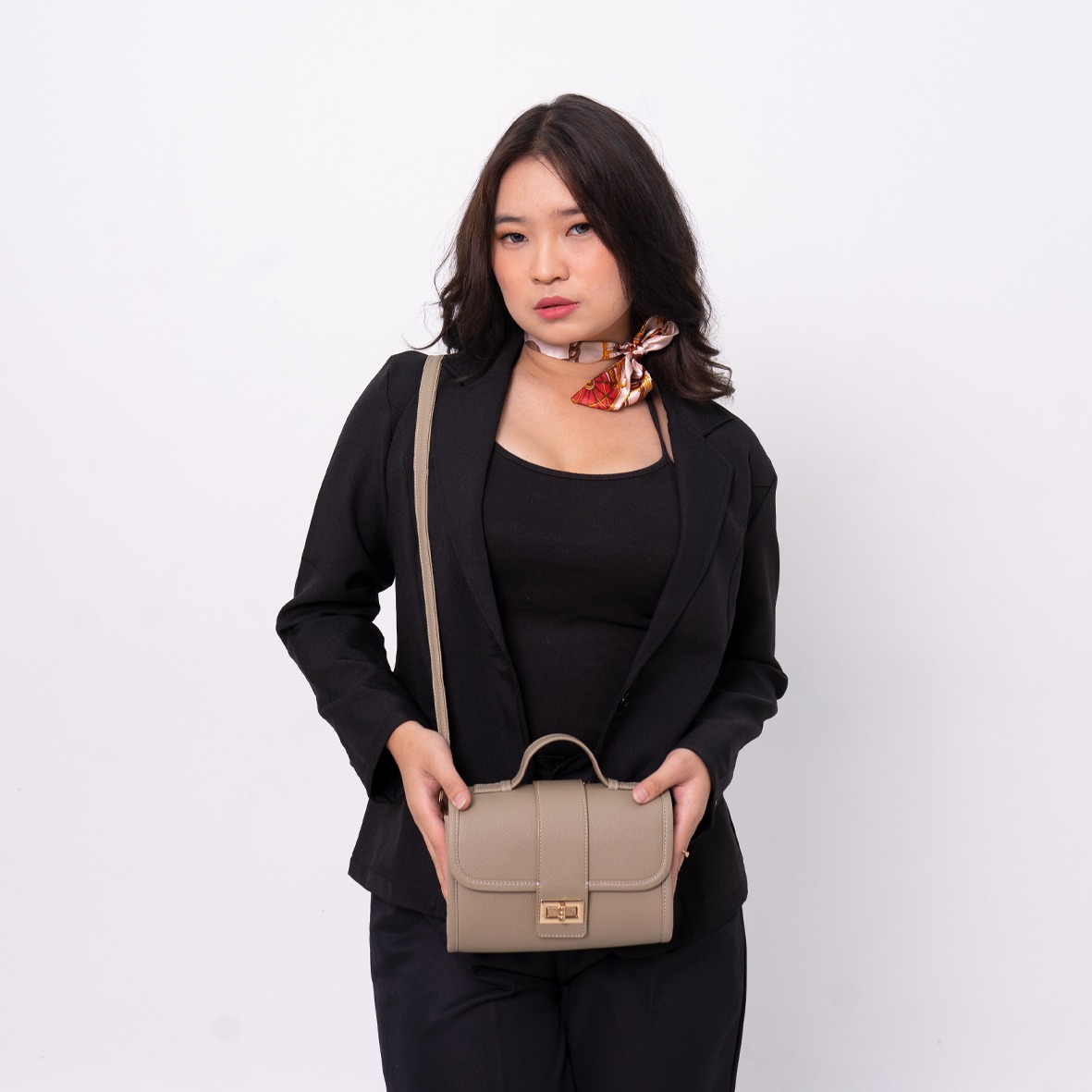 FEMMEBRAVILE [ Laura Bag ]Tas Selempang Wanita Kekinian Handbag Wanita Elegant Mini Bag Wanita