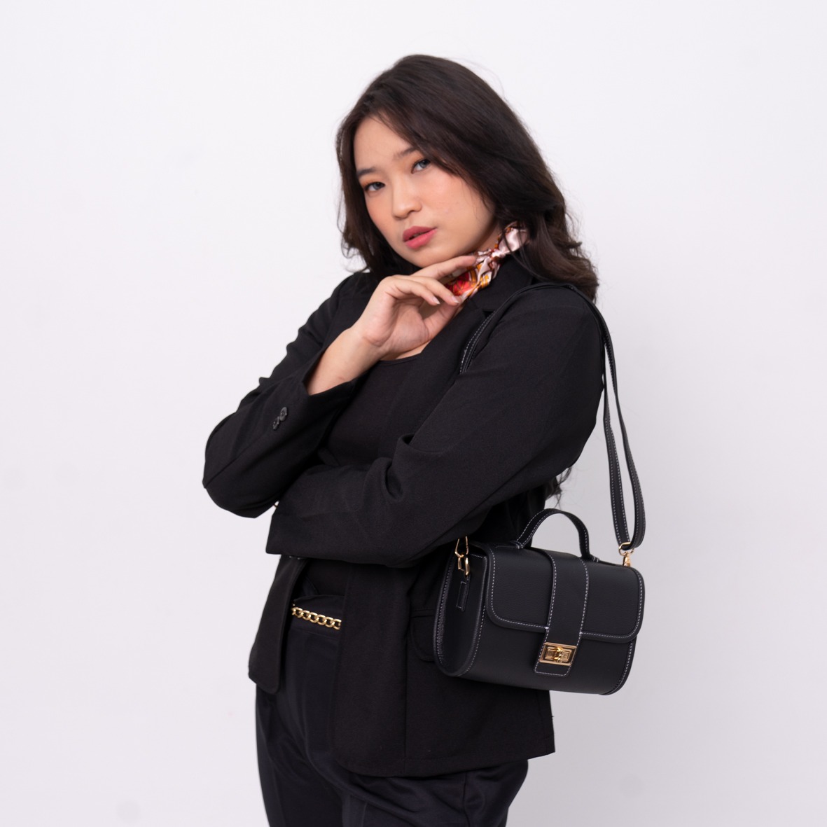FEMMEBRAVILE [ Laura Bag ]Tas Selempang Wanita Kekinian Handbag Wanita Elegant Mini Bag Wanita