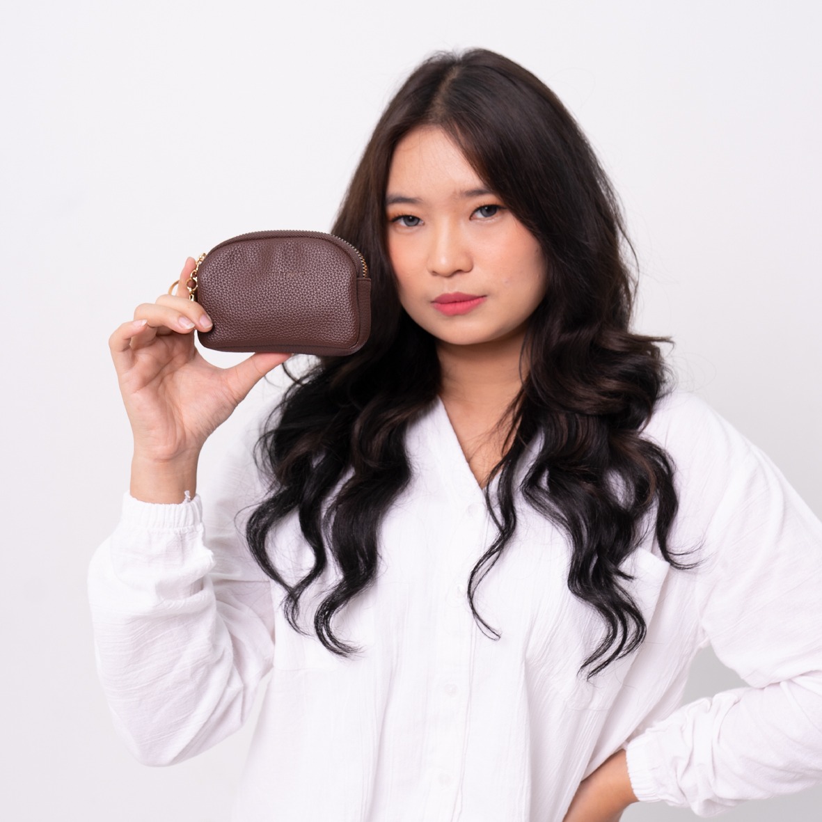 FEMMEBRAVILE Dompet Mini Wanita KEIRA | Card Holder Kulit Sintetis dengan Gantungan Hook Chain