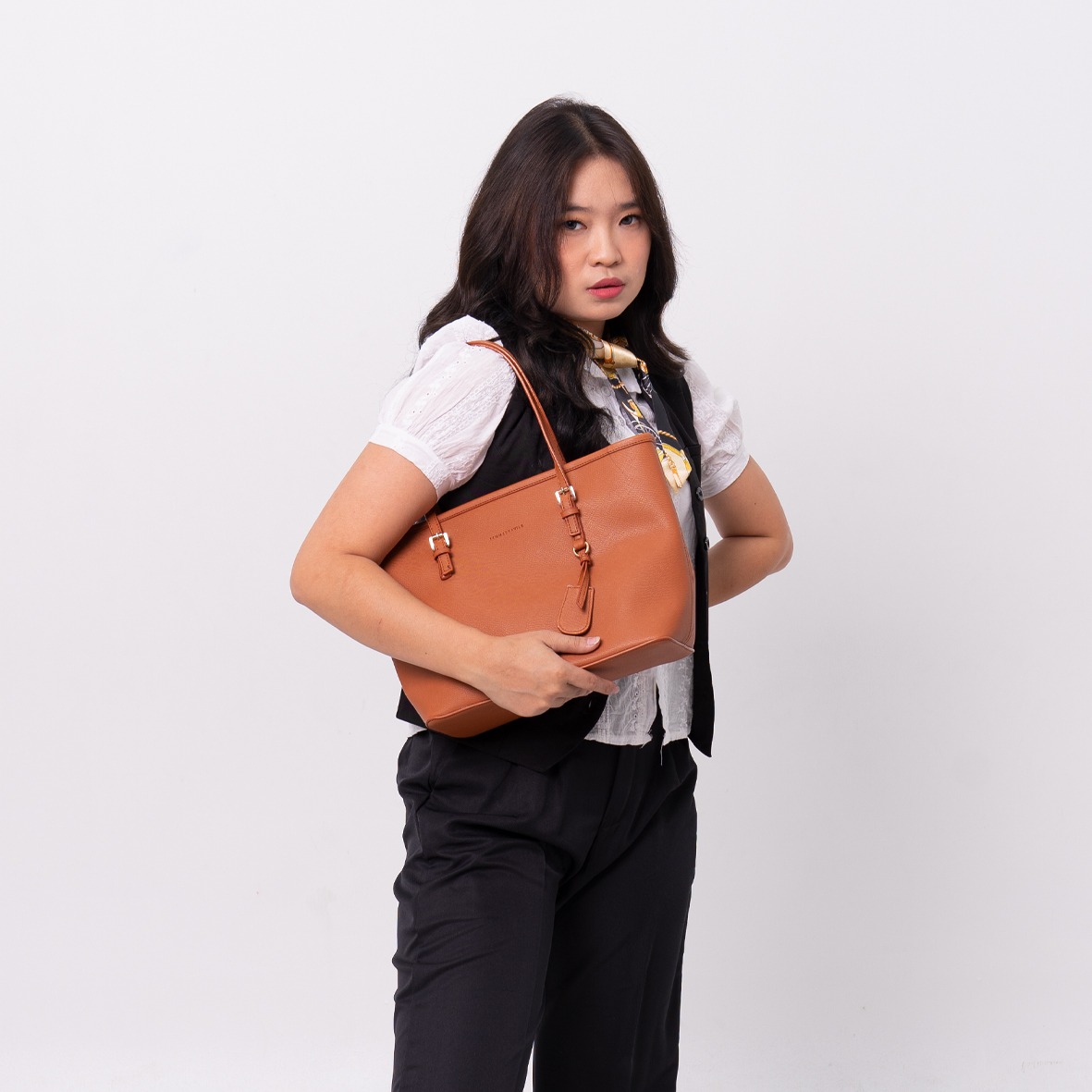 FEMMEBRAVILE Tas Wanita Totebag Fashion Wanita Shoulder Bag Totebag Kuliah Teresa Bag
