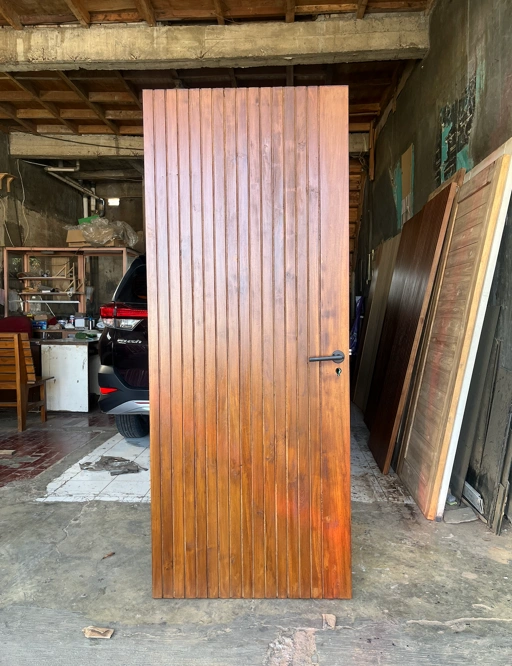 Image of Pintu Nat Garis Bawah Kayu Oven (Kering)