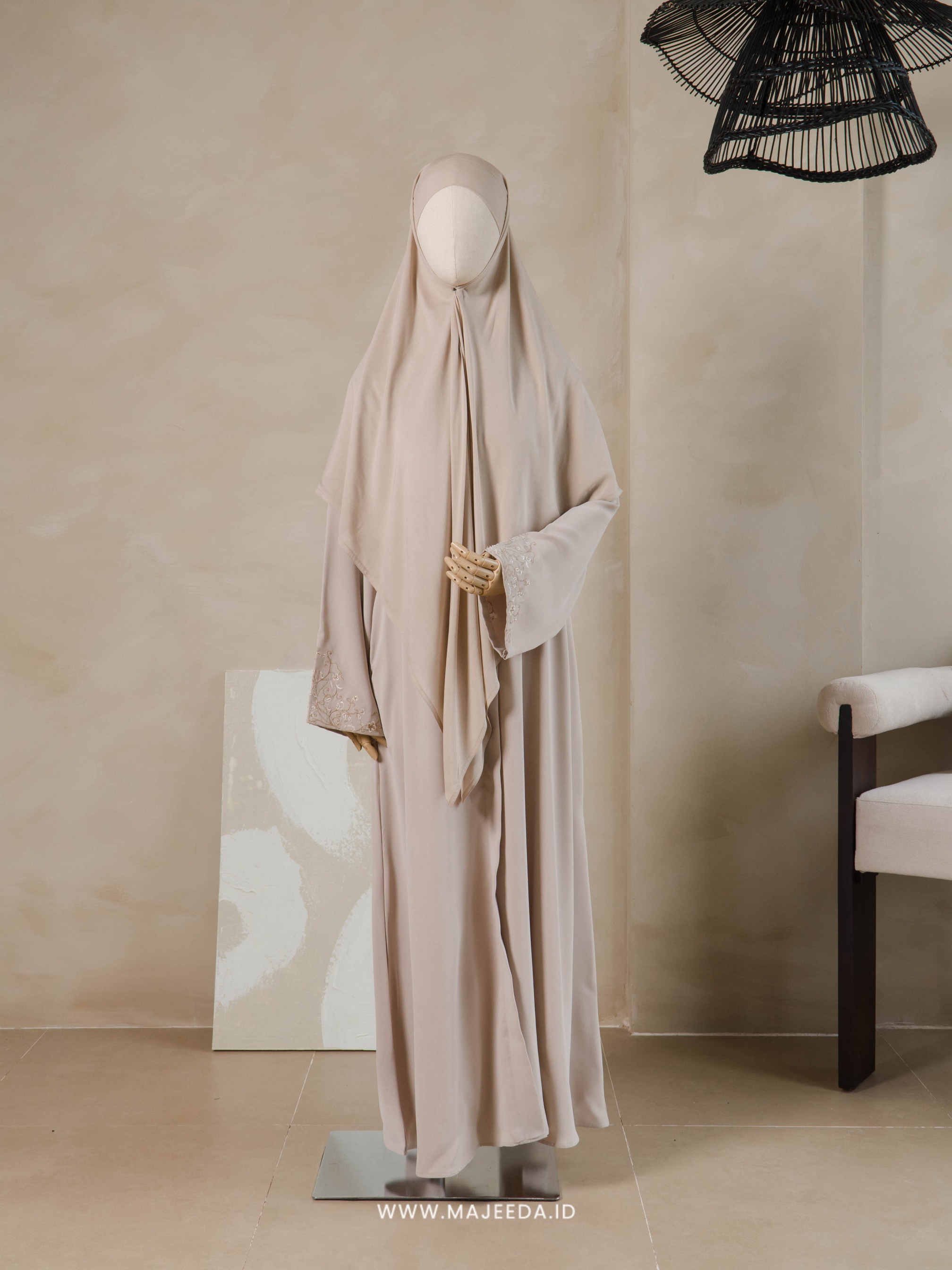Dress Only | Langkah