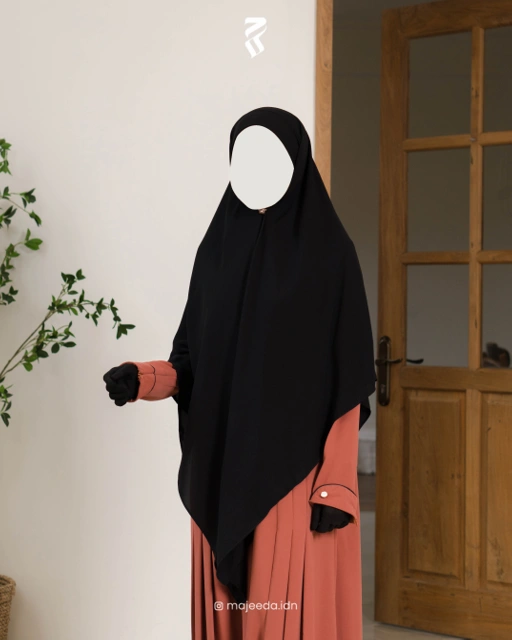 Image of Black | Majeeda's Instant Square Hijab