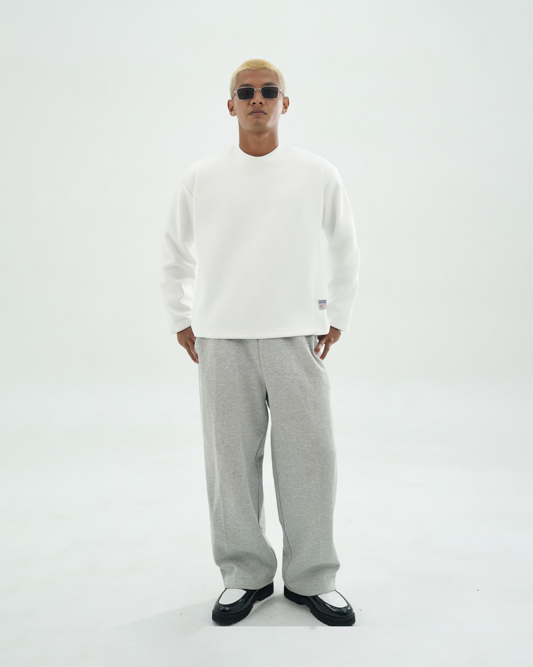 Bewear - Longsleeve Blank Boxy 290GSM Whitee