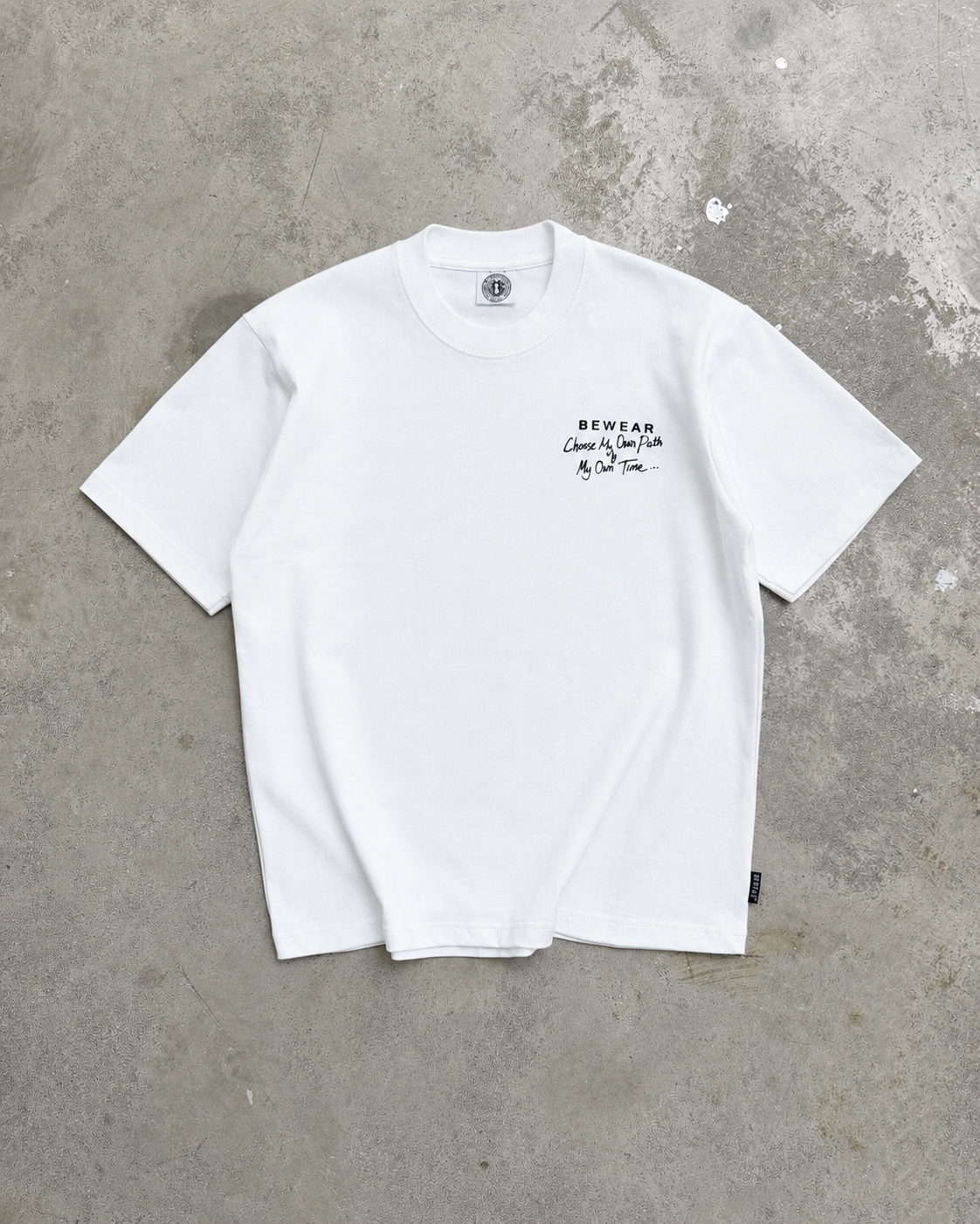 Bewear - Oversize T-shirt Watch Whitee