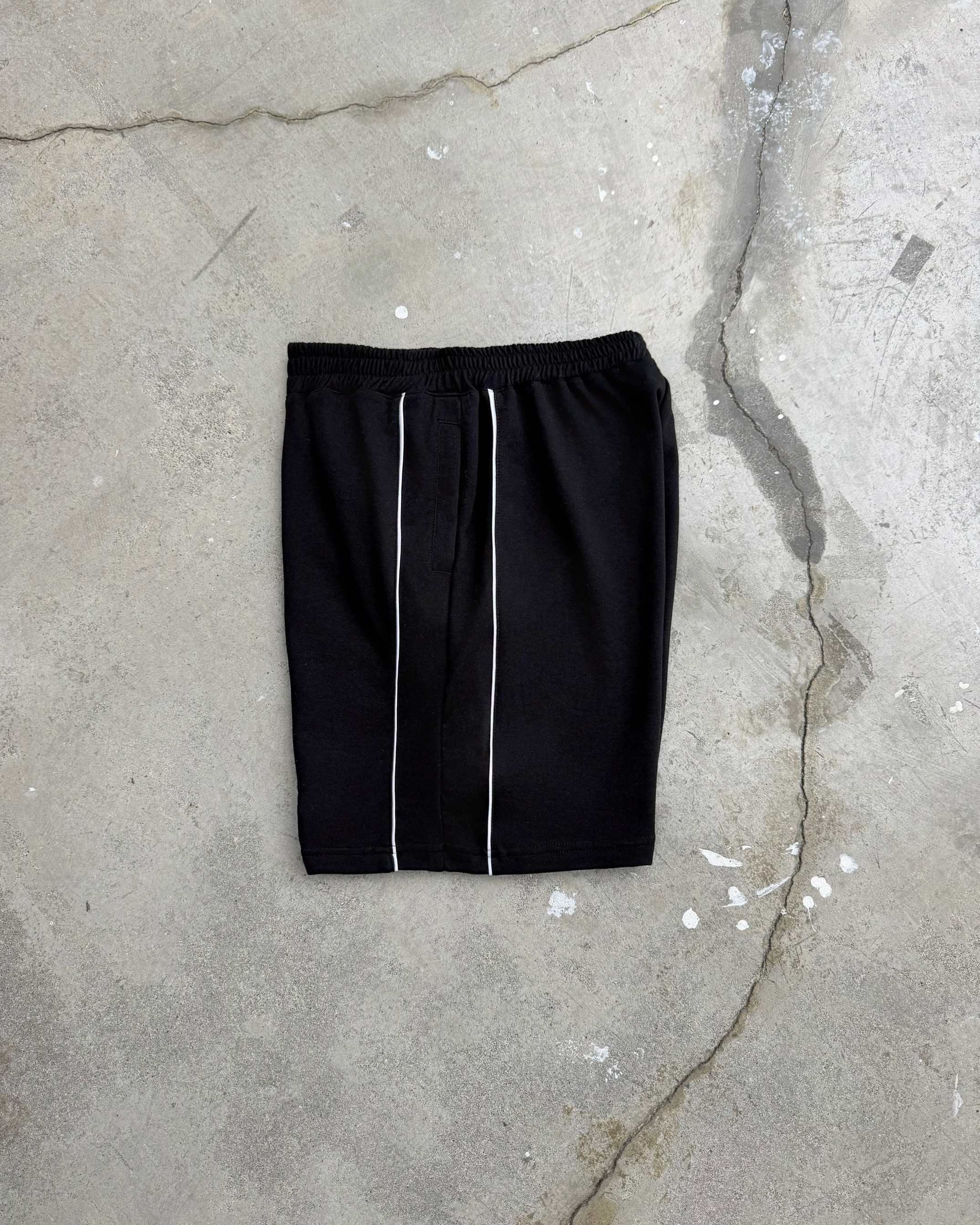 Bewear - Shortpants List 210GSM Black