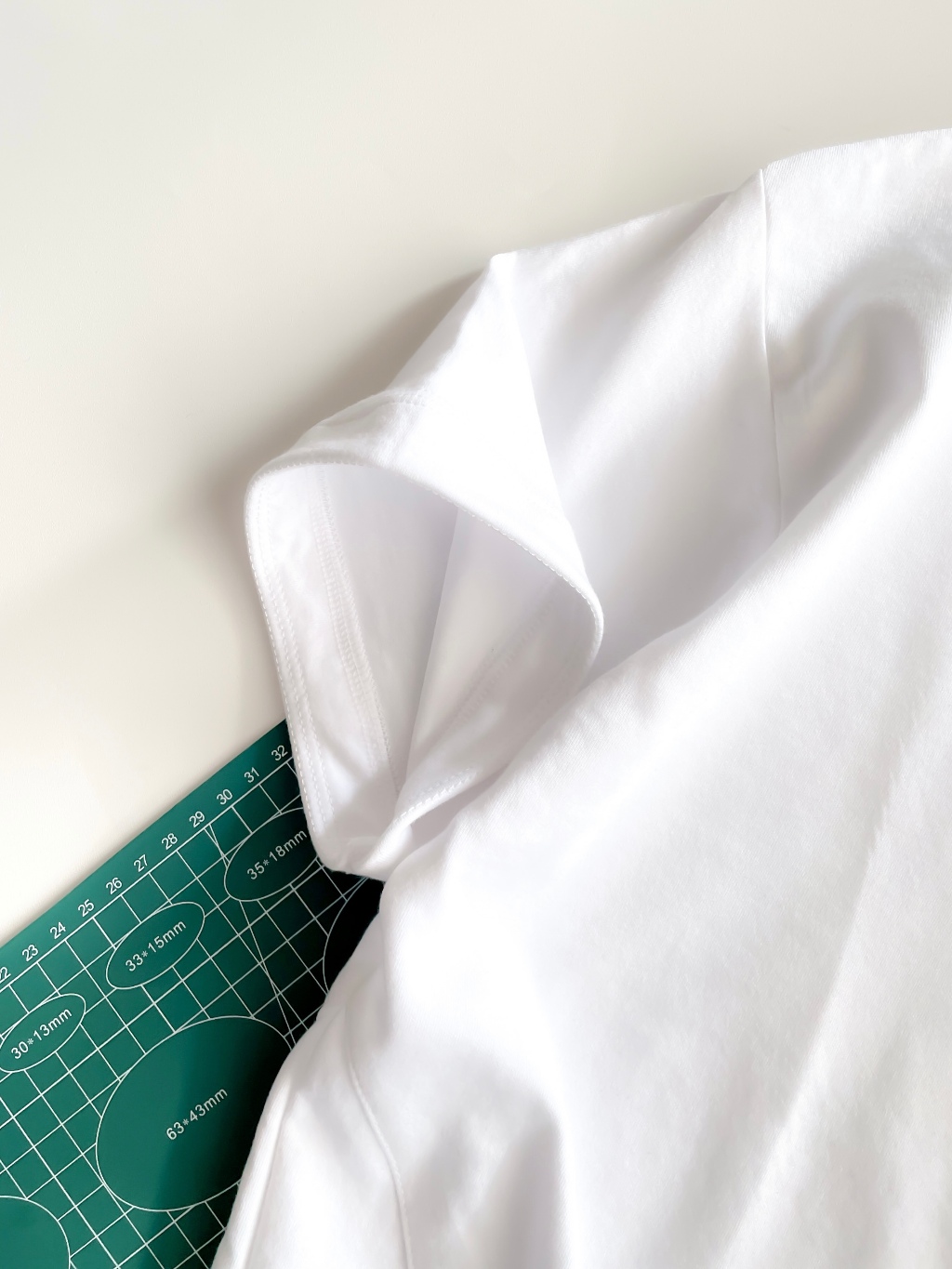 Bewear - Fitted Seam T-Shirt 200 GSM