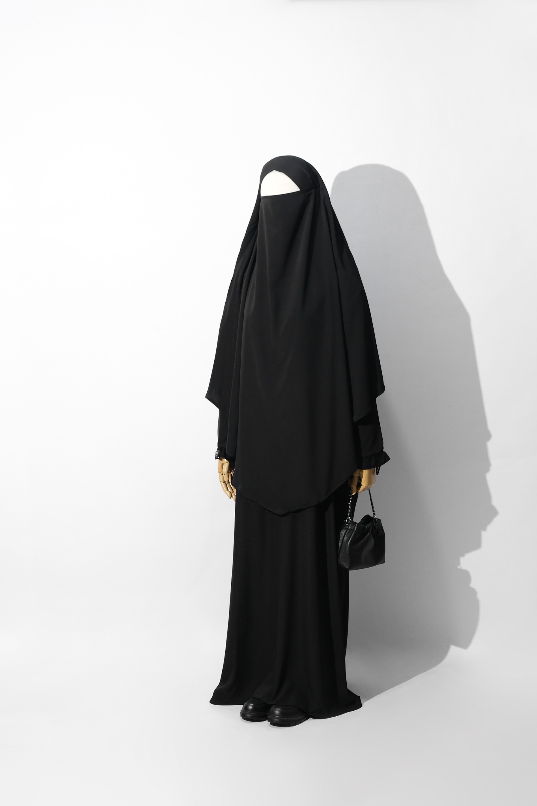 Uzma Indonesia - HAFSHAH Abaya Basic Syar'i Polytech Polos Muslimah Gamis Simple Elegant Lembut Adem Abaya Haji Umroh Daily