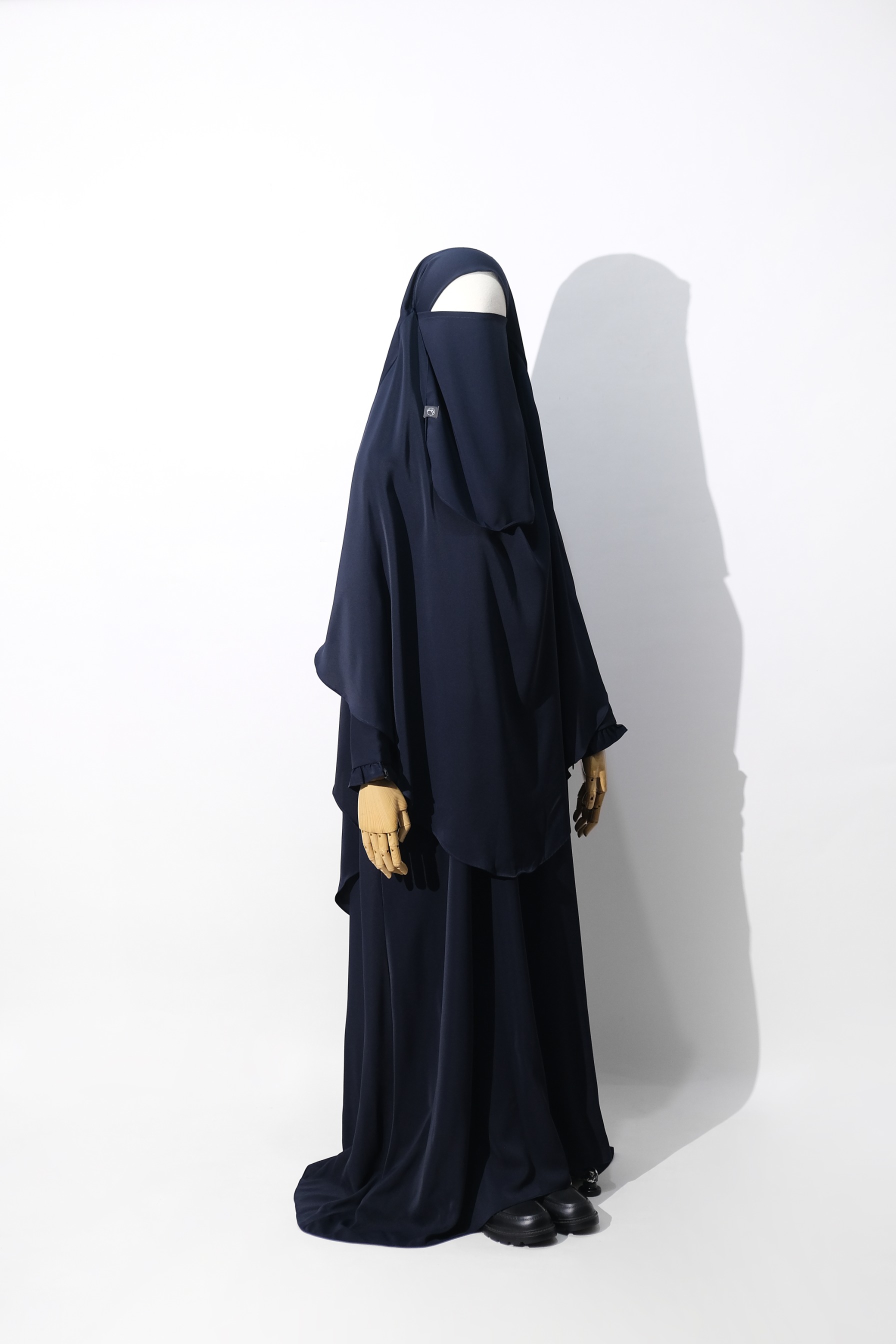 Uzma Indonesia - HAFSHAH Abaya Basic Syar'i Polytech Polos Muslimah Gamis Simple Elegant Lembut Adem Abaya Haji Umroh Daily