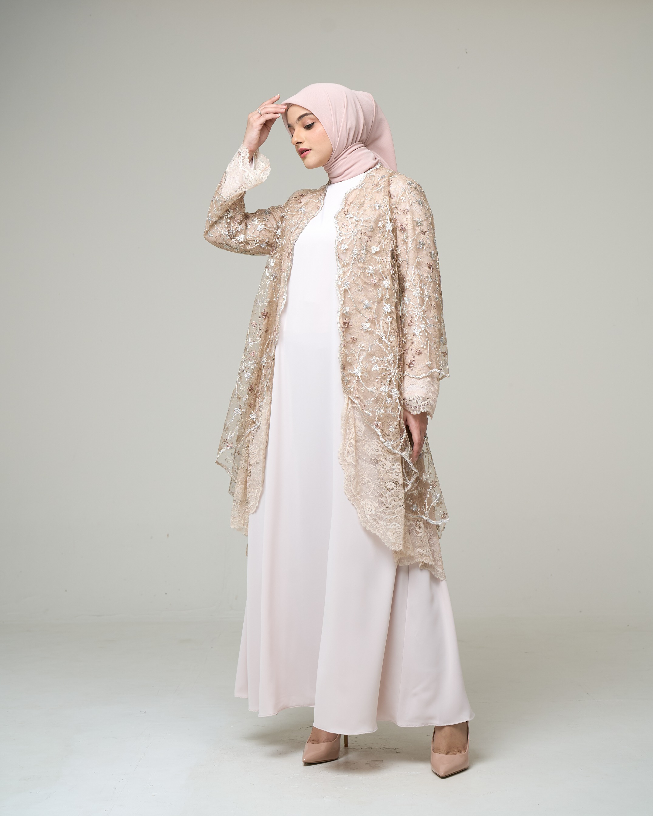 Blossom Grace - Soft Gold