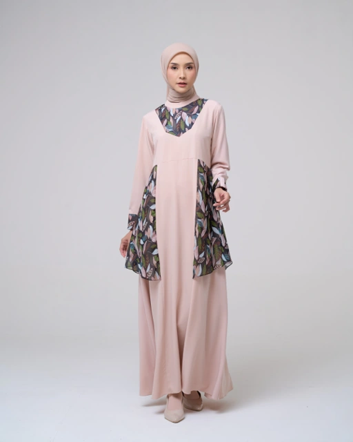 Image of Aveline Dress