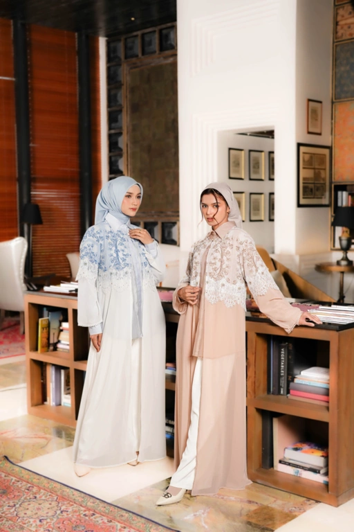 Image of Kahyana Outer