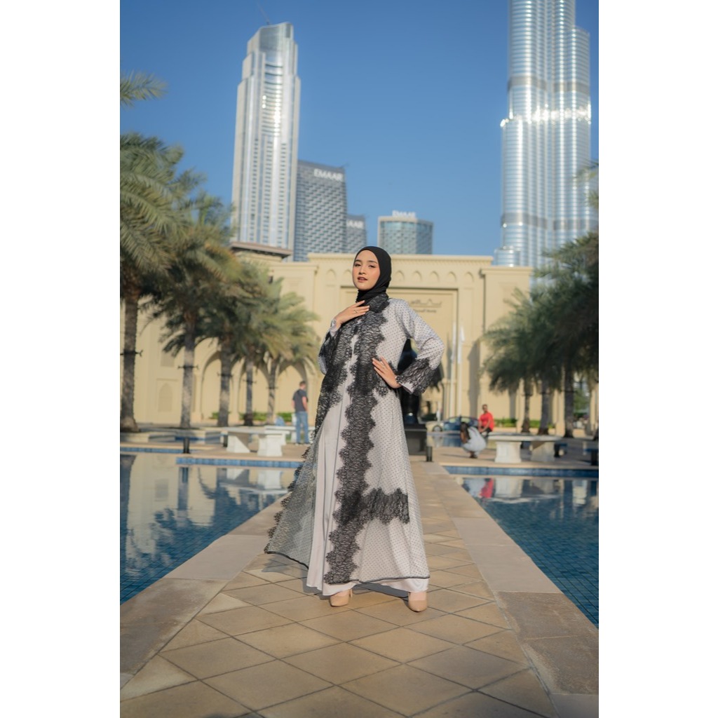Syaira Humaira - Outer Tile Polkadot Hitam