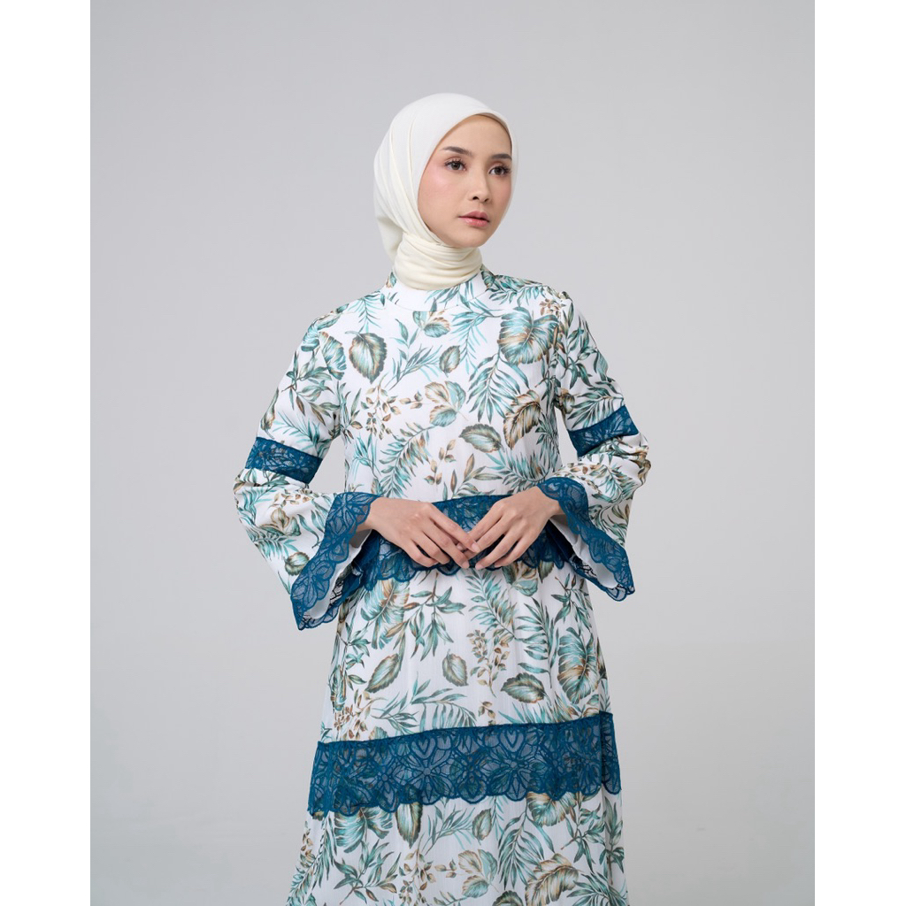 House of Syaira Kamilah Dress - Dress Wanita Katun Floral Renda Biru Elegan A-Line
