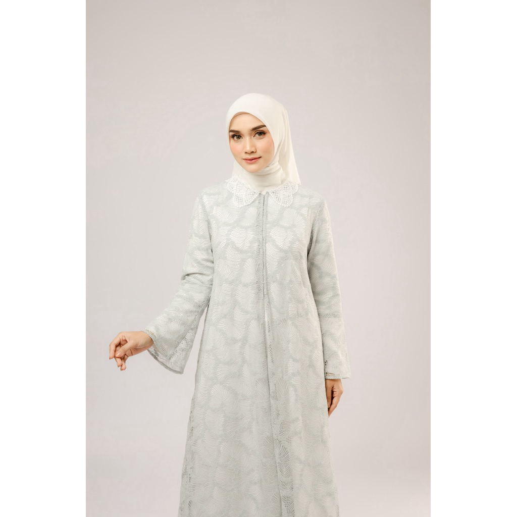 House of Syaira Seraphine Outer - Outer Wanita Brokat Silver Elegan