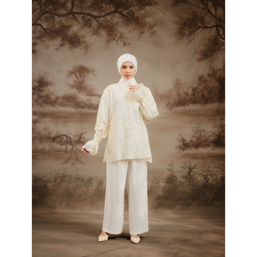 House of Syaira Sanaya Shirt - Blouse Kemeja Wanita Loose Fit Katun Bordir Lengan Panjang