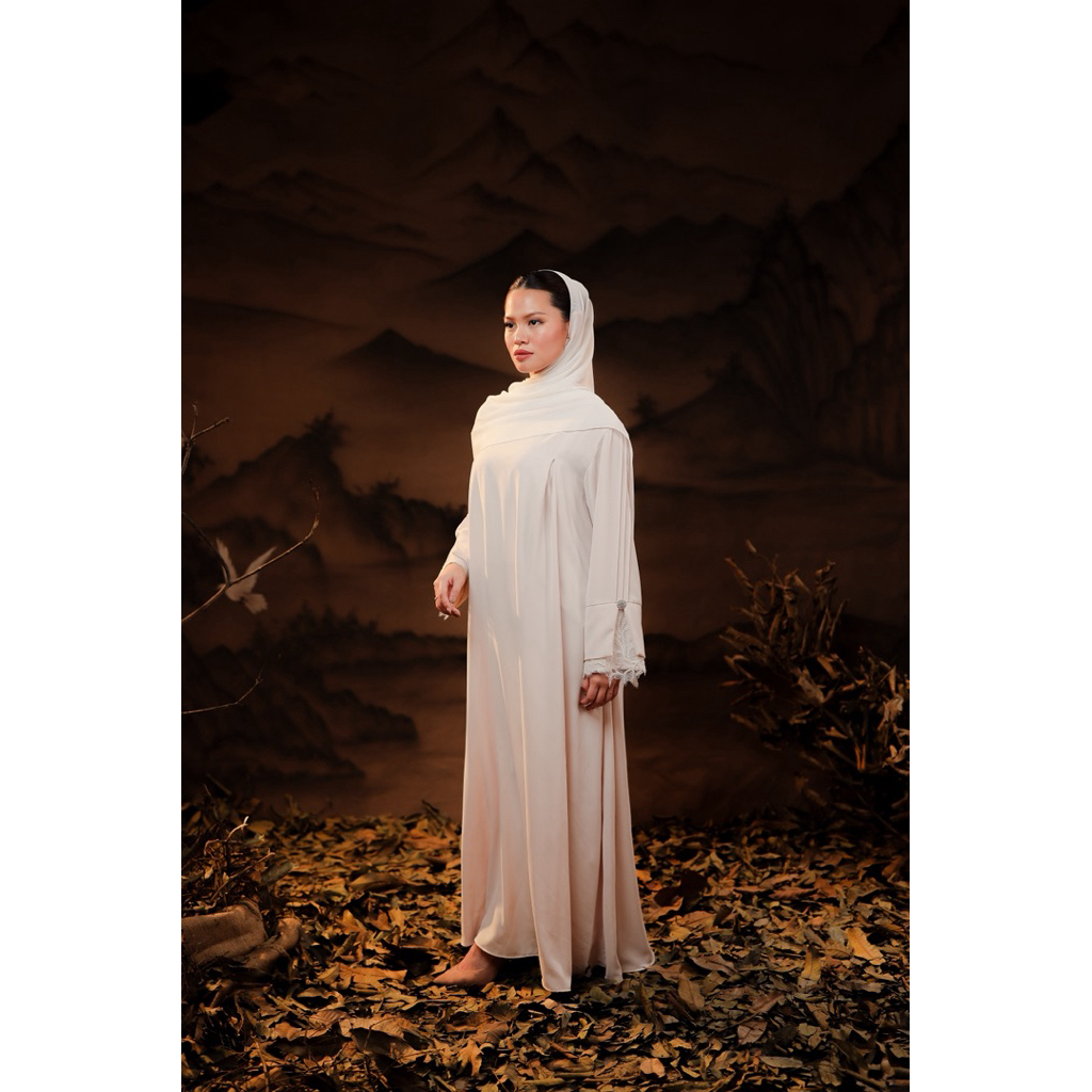 House of Syaira Ikhlara Abaya - Dress Abaya Wanita Silk Premium Renda Elegan