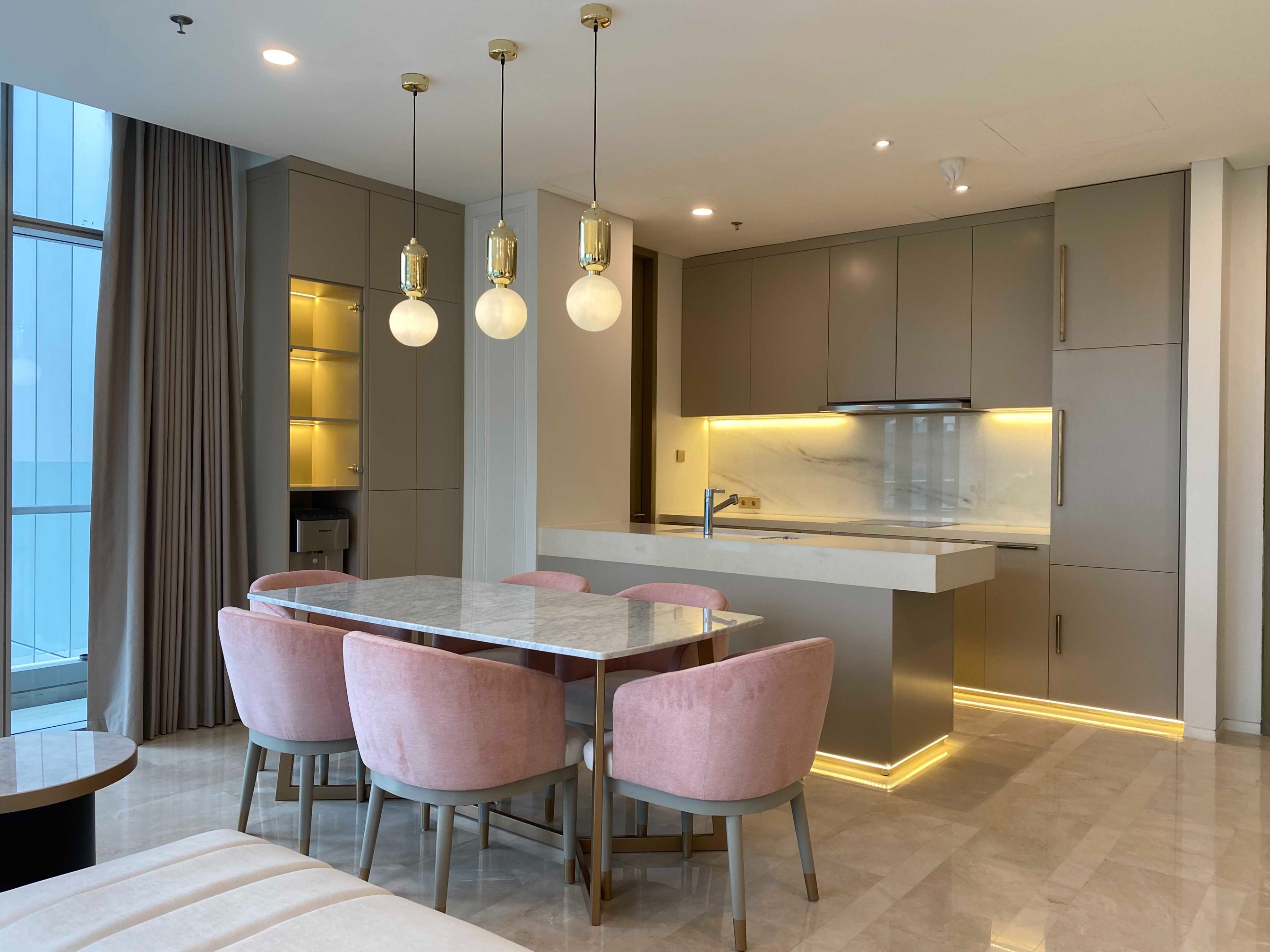 Kursi makan by alfa home decor