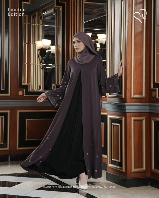 Image of Yara Abaya