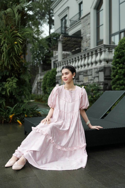 Image of  Mukhawar Jalabia Royale