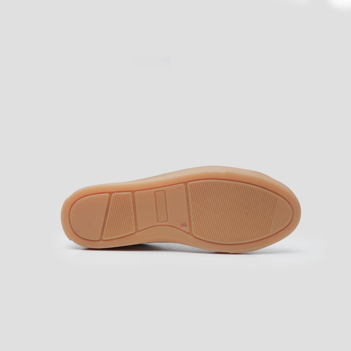Mono Court Classic White Gum