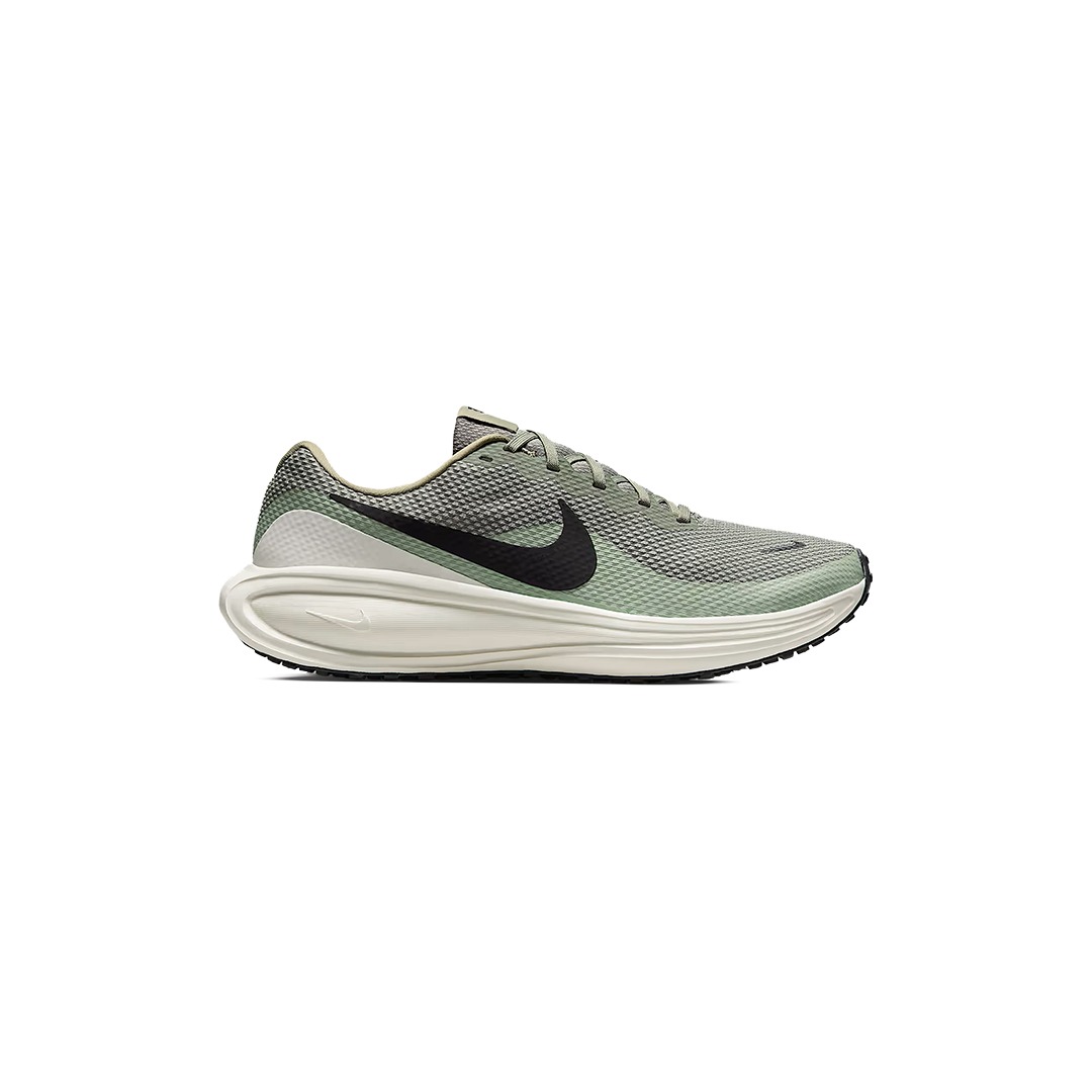 Nike Revolution 8 Men 