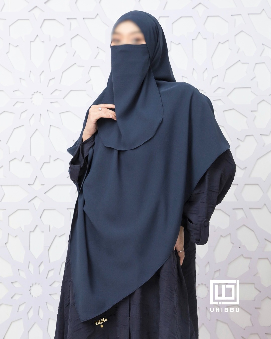 UHIBBU Maysa Square Loose Texture Abaya