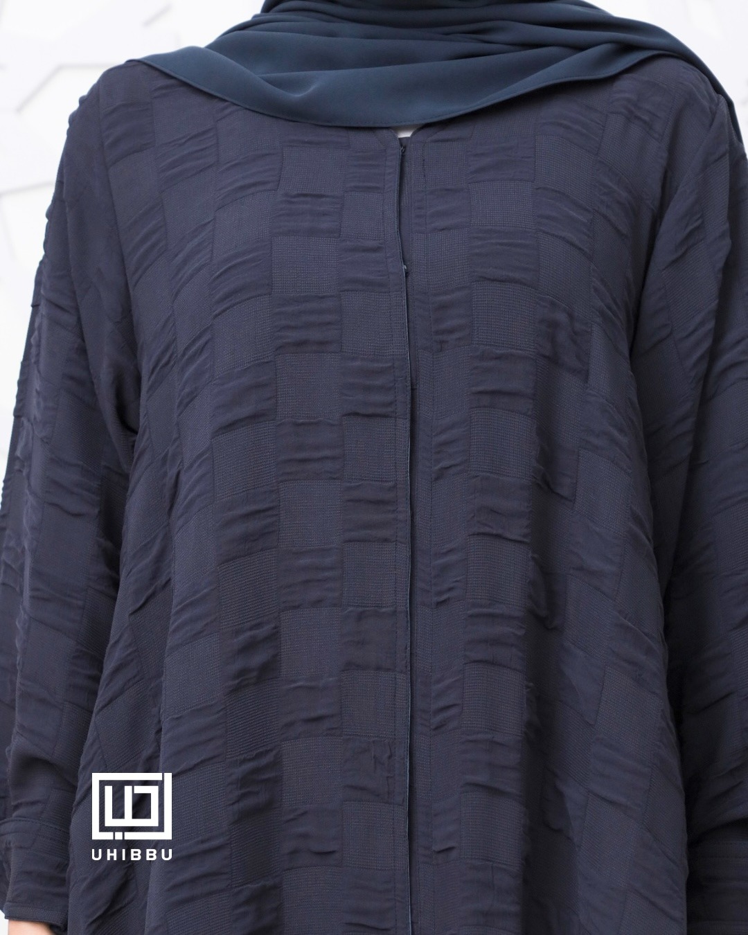 UHIBBU Maysa Square Loose Texture Abaya