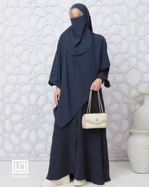 UHIBBU Maysa Square Loose Texture Abaya