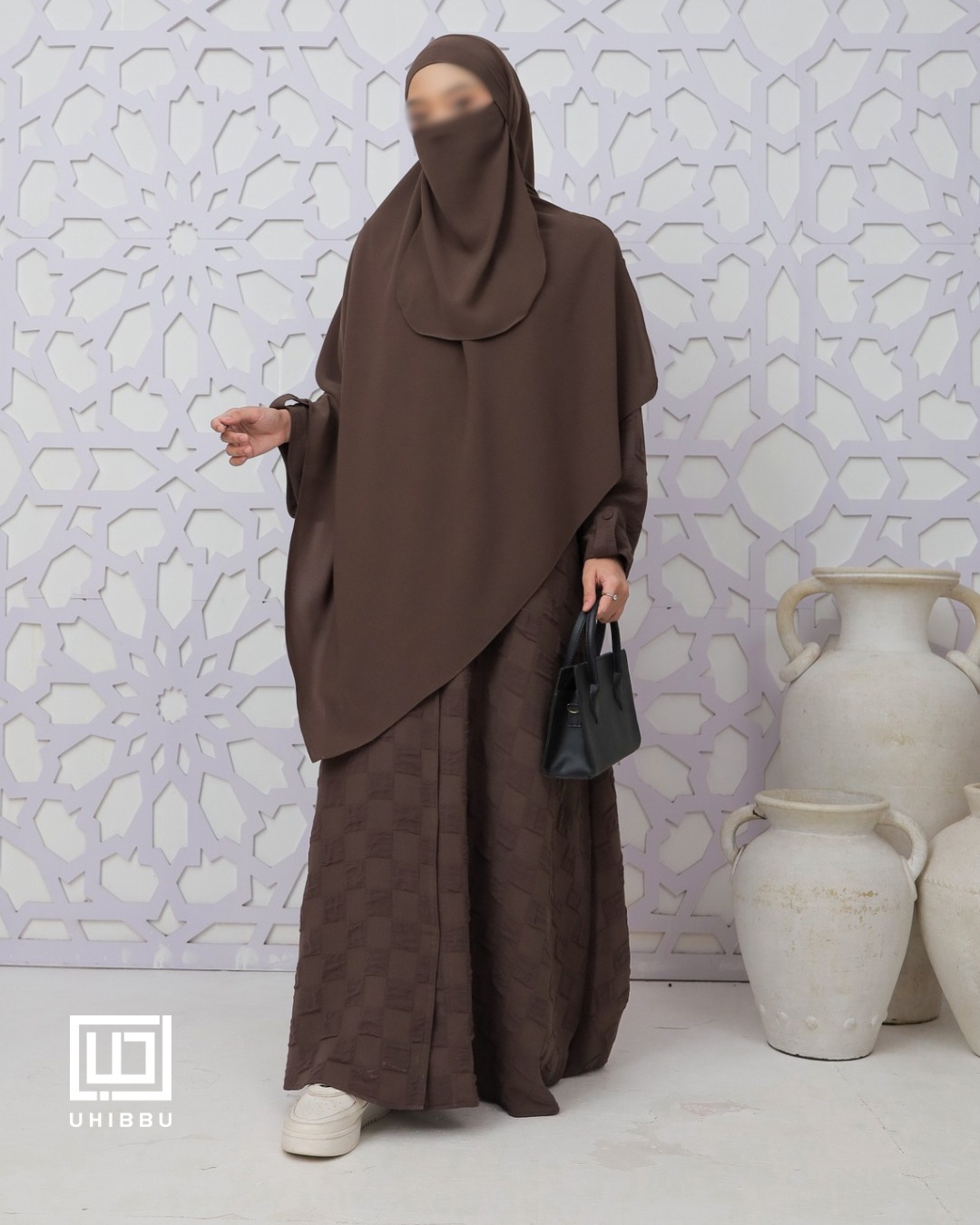 UHIBBU Maysa Square Loose Texture Abaya