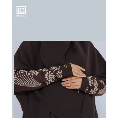 Image of UHIBBU MEERA Flo Gamis Semi Batwing Mazen Anti UV x Premium Soft Knit