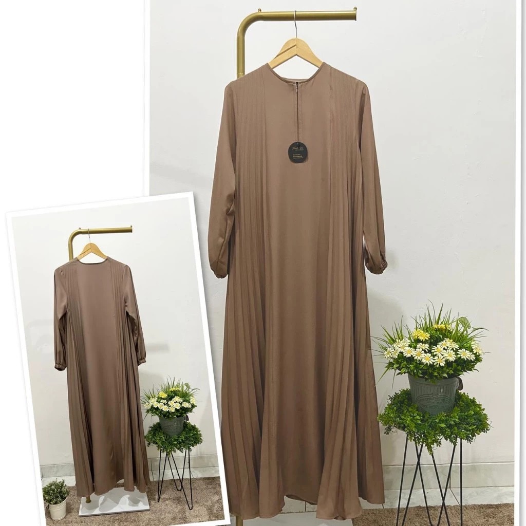 Mahira Gamis Plisket Samping
