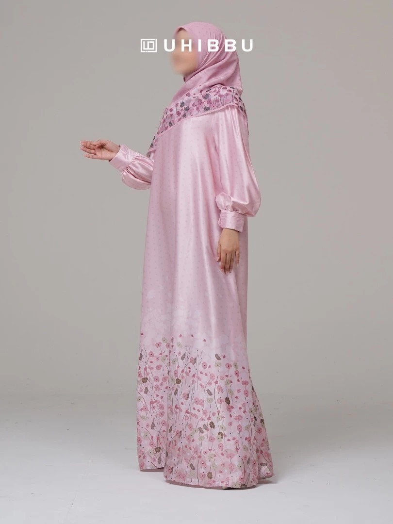 Set Gamis Silk Floral & Hijab voal