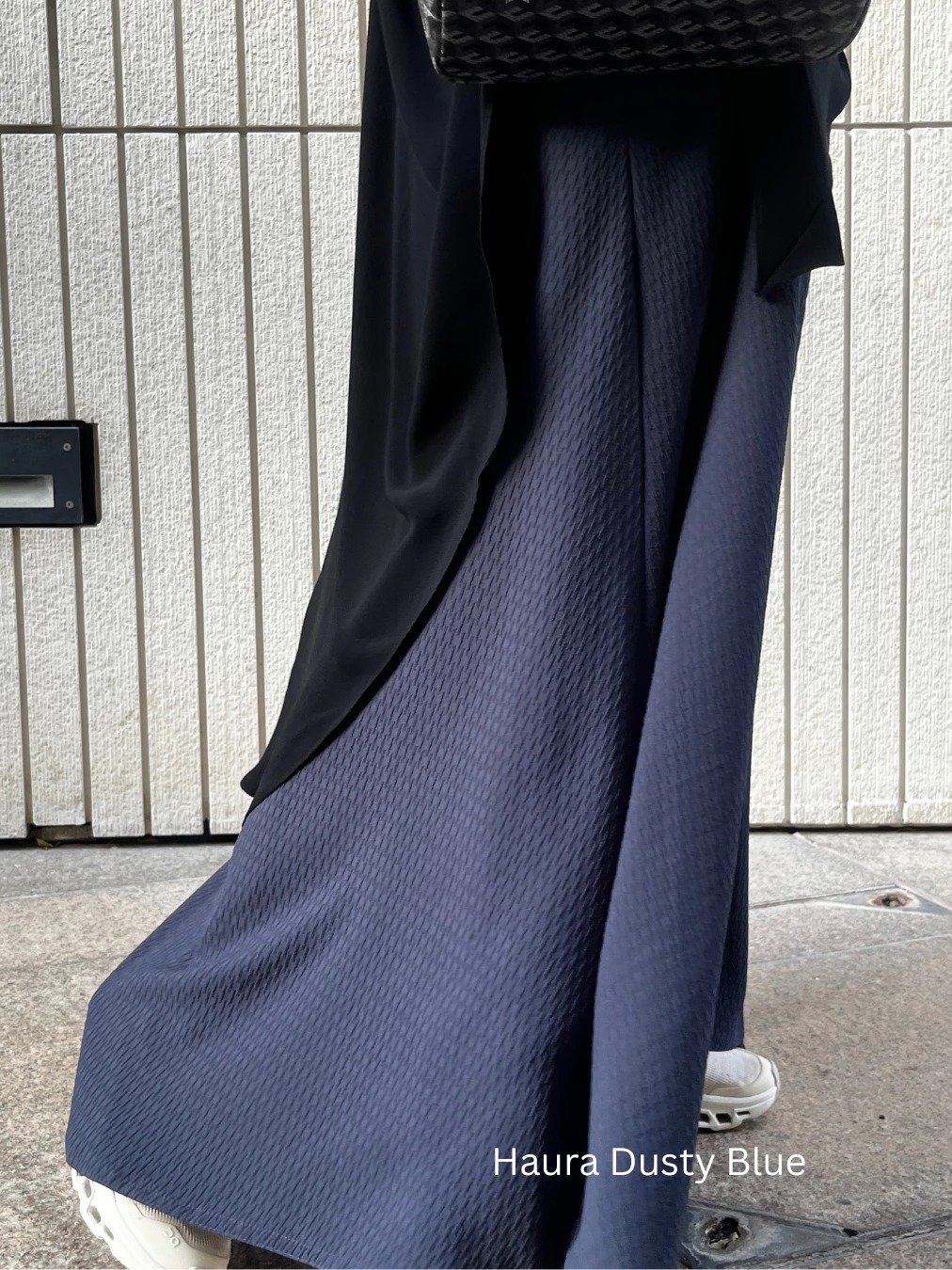 UHIBBU Haura Loose Textured Abaya
