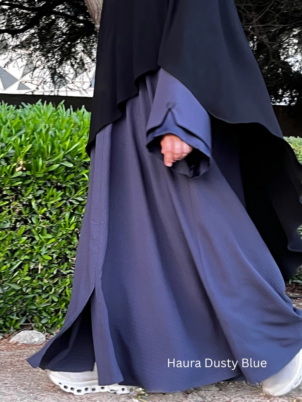 UHIBBU Haura Loose Textured Abaya